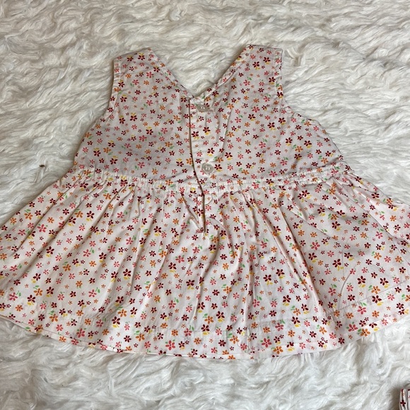 McBaby Floral 0-3 months Three Piece Set - Picture 9 of 12